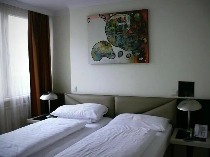 Hotel Attache L Contactless Check-In Wiedeń Austria