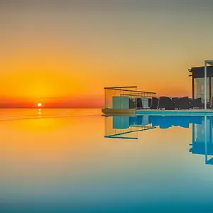 Ξενοδοχείο Ax The Palace *****