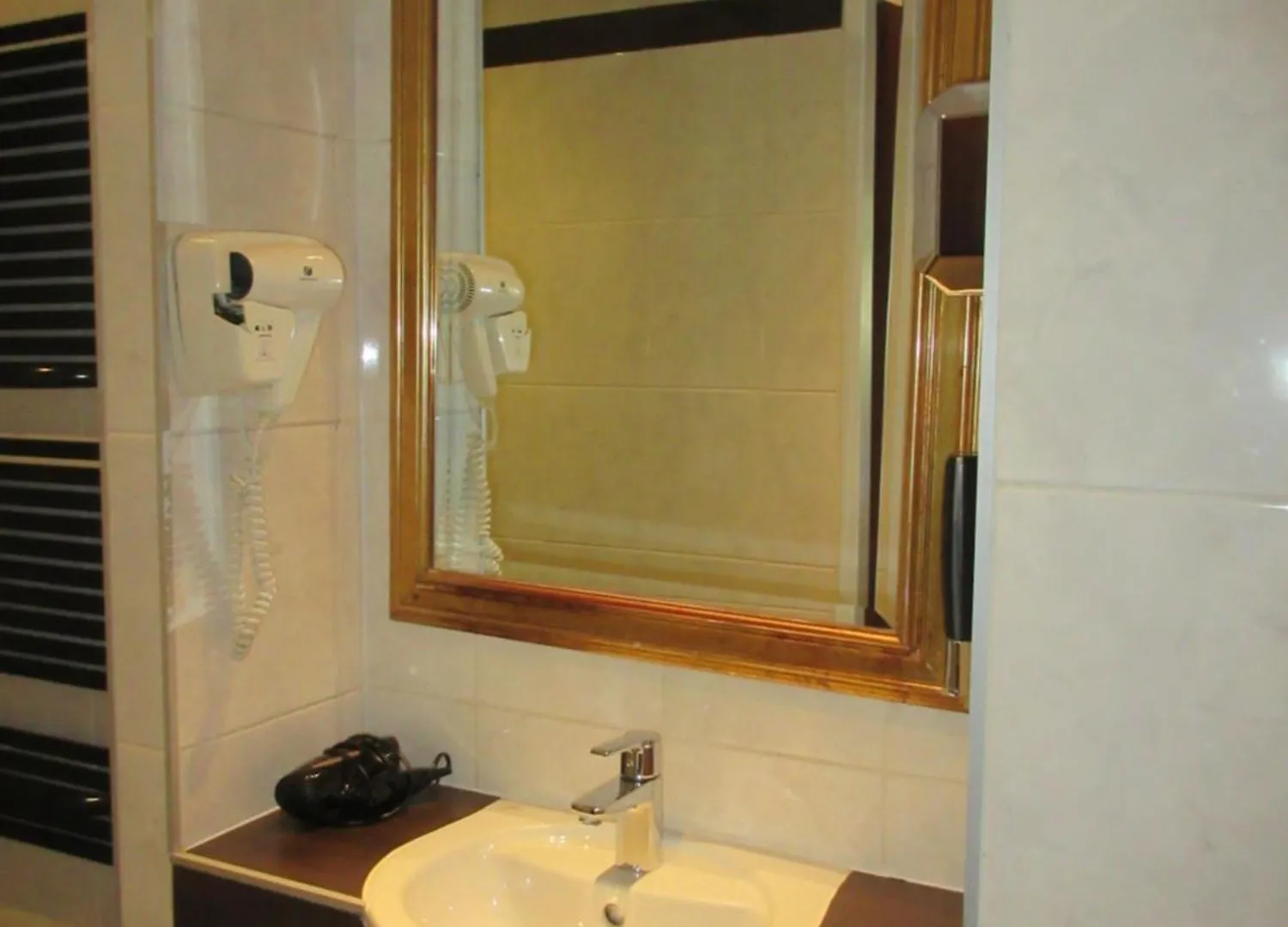 Hotel Attache L Contactless Check-In Wien 3*,
