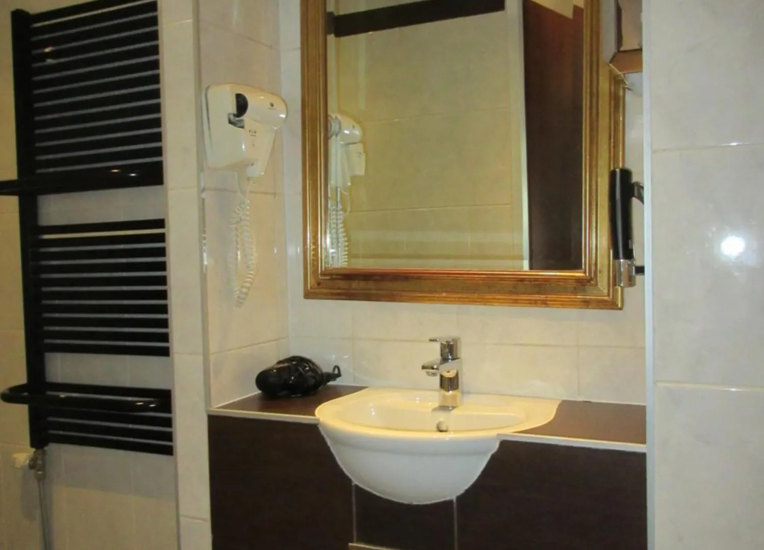 Hotel Attache L Contactless Check-In Wien