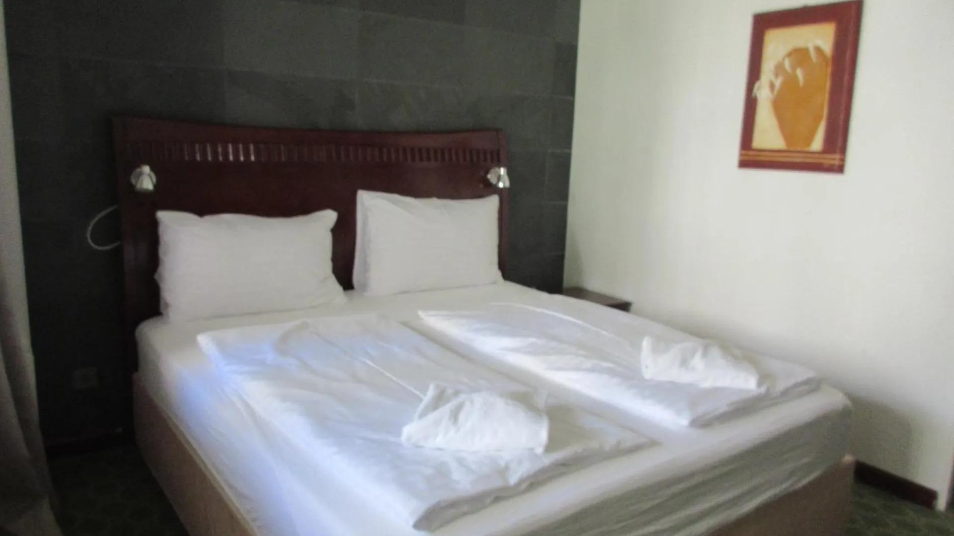 Hotel Attache L Contactless Check-In Wien