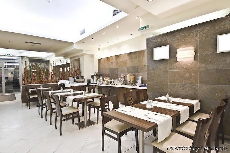 Hotel Attache L Contactless Check-In Vienna