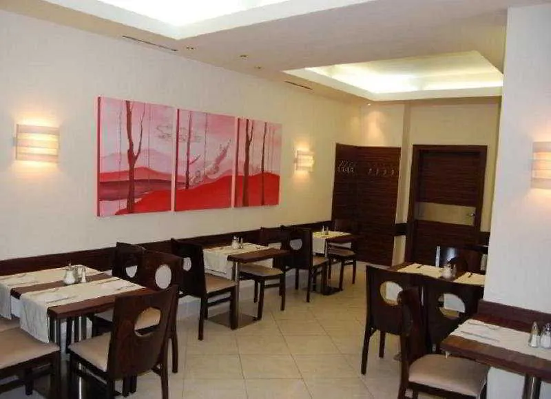 Hotel Attache L Contactless Check-In Vienna