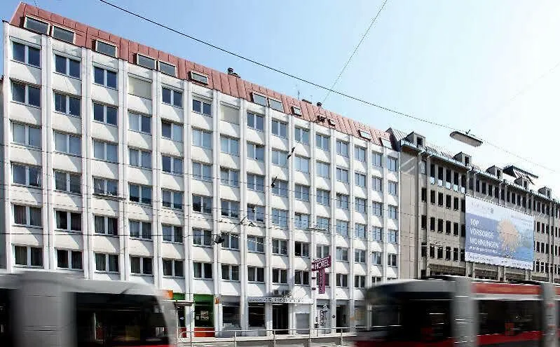 Hotel Attache L Contactless Check-In Vienna 3*,  Austria