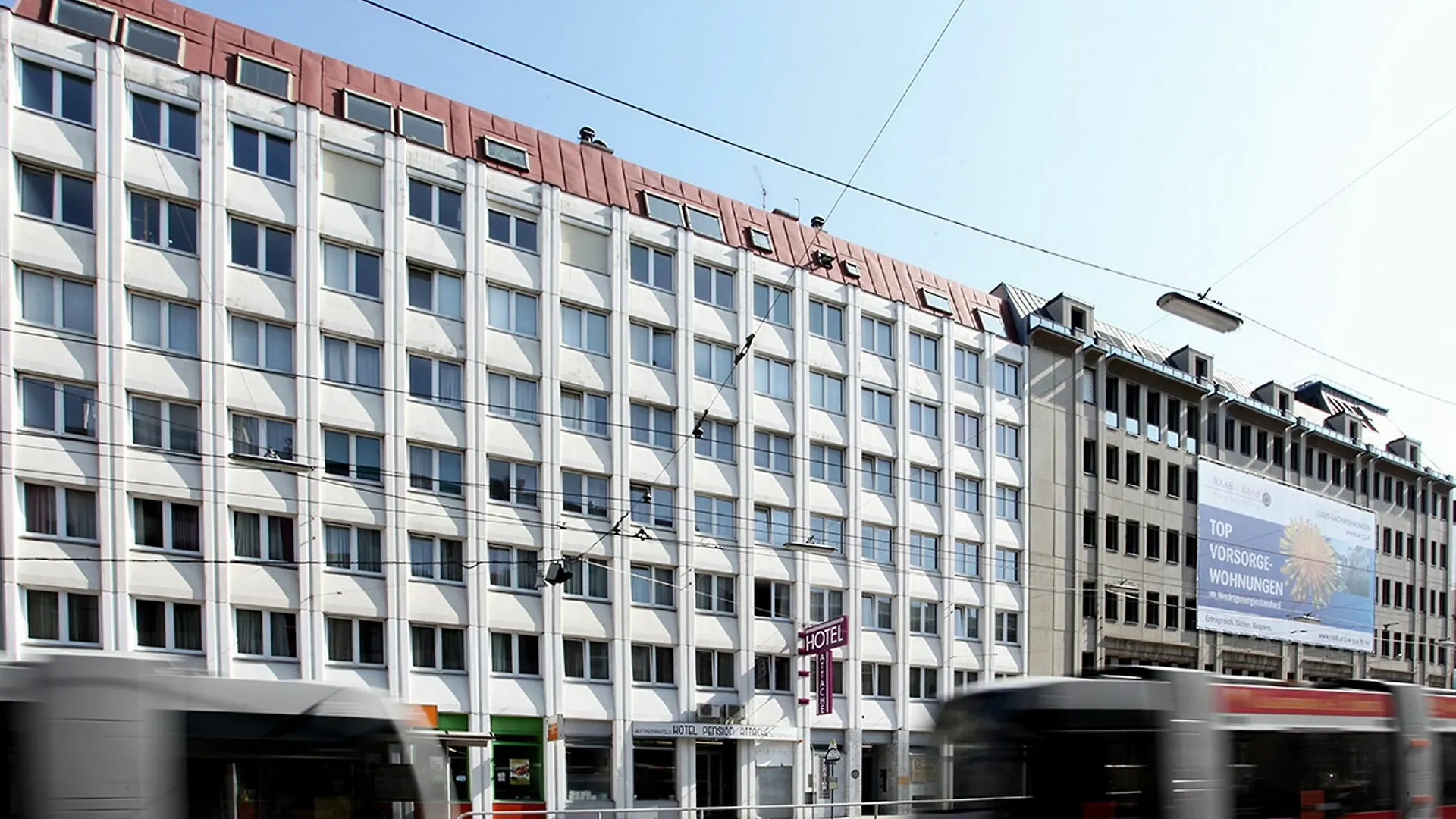 Hotel Attache L Contactless Check-In Vienna